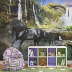 Artgeist Fototapete - Pferd auf Hintergrund des himmelblauen Wasserfalls